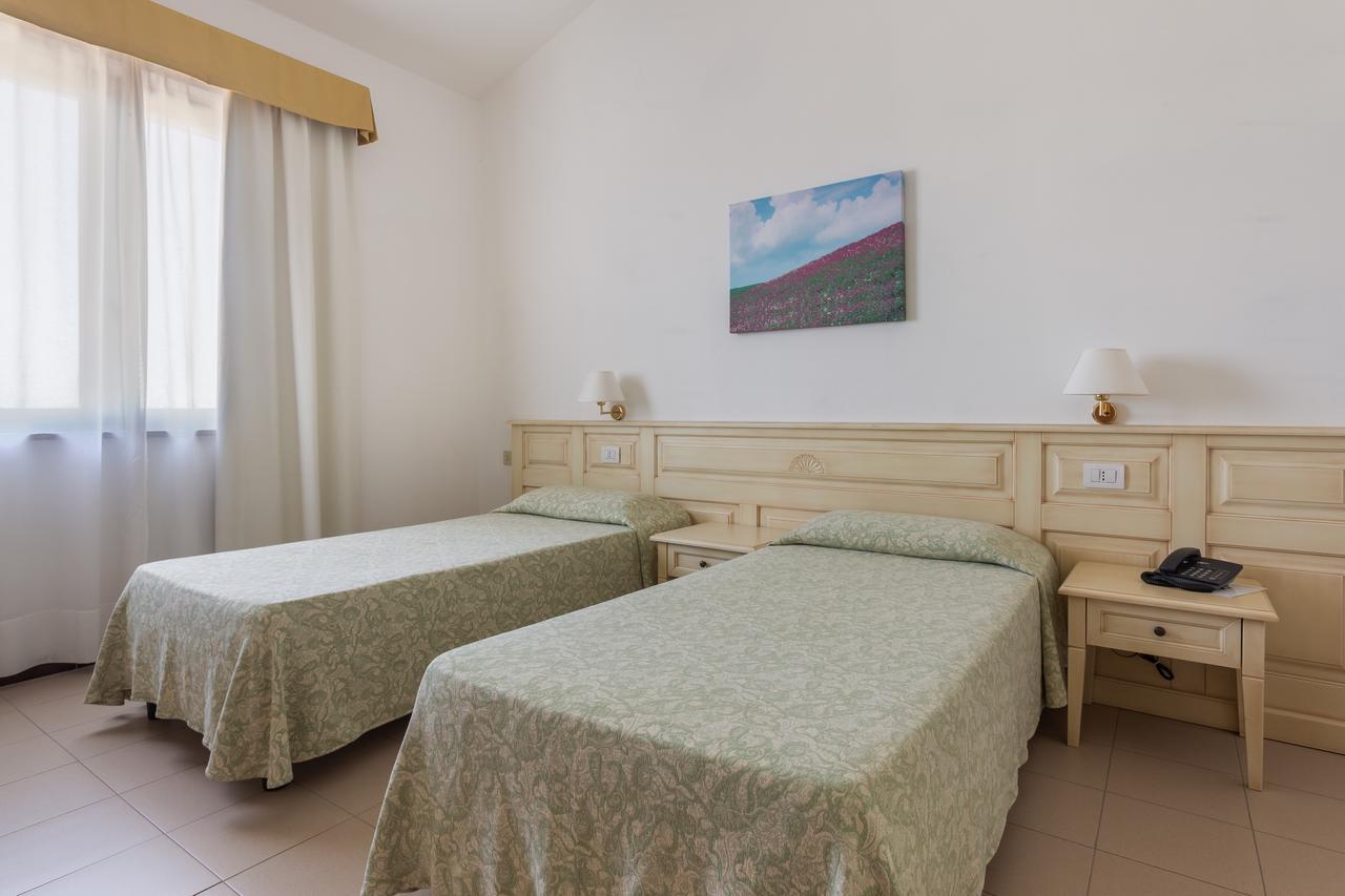 Rodia Inn Oristano Exterior foto